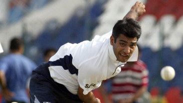 Former India bowler Amit Bhandari beaten up in Delhi, taken to hospital