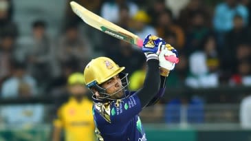 Umar Akmal, bowlers propel Quetta Gladiators to easy win