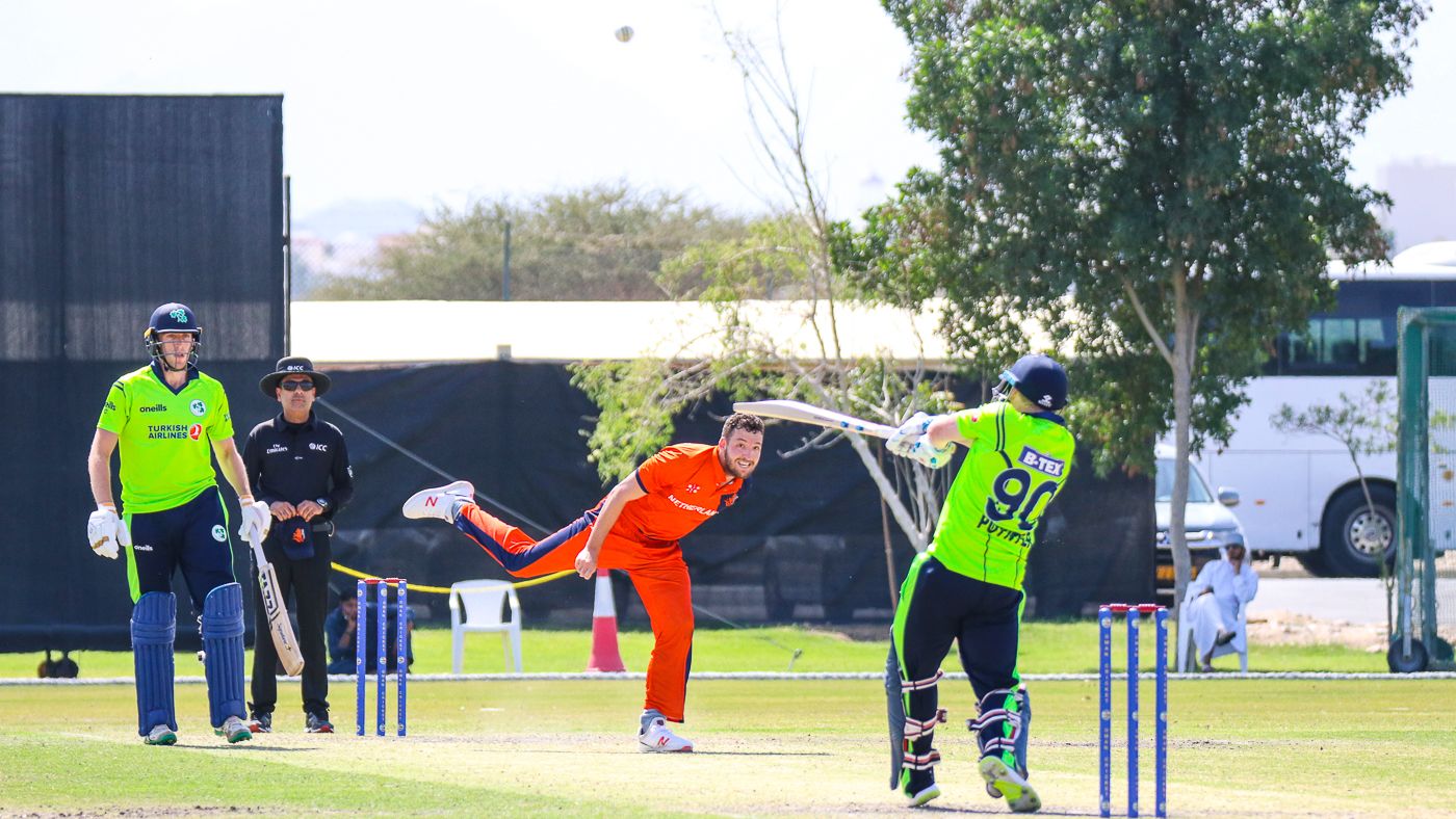 Stuart Poynter hits Paul van Meekeren over the leg side for a last-ball six to win it