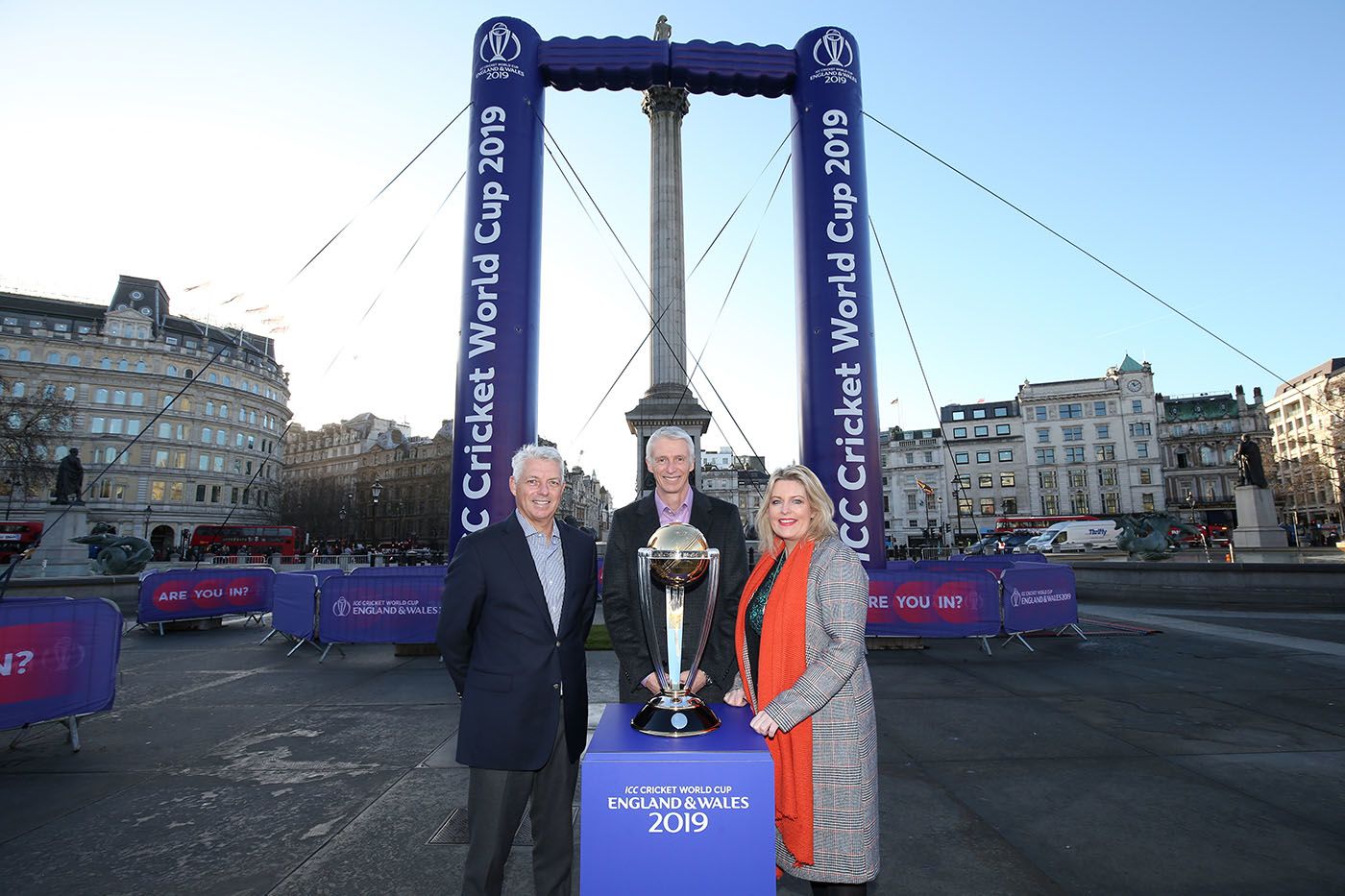 David Richardson, Steve Elworthy and UK sports minister Mims Davies at an event marking the 100-day countdown to the World Cup