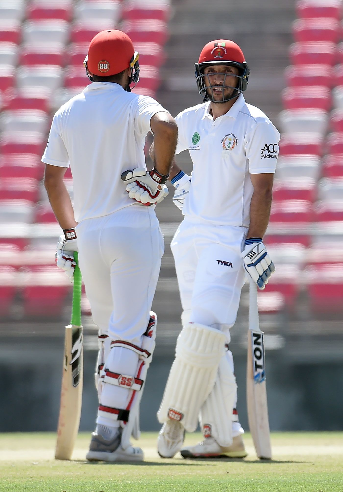Rahmat Shah and Ihsanullah have a chat