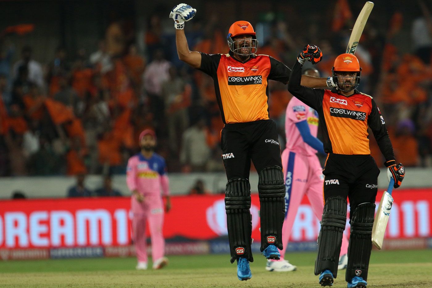 Rashid Khan postures as Yusuf Pathan screams in delight after Sunrisers Hyderabad's win