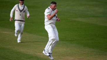 Veteran Kent seamer Mitch Claydon to be reunited with Jason Gillespie at Sussex