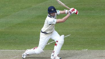 Eskinazi, Geddes bat Middlesex into commanding position