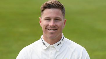Tom Cullen guides Glamorgan to narrow two-wicket win over Derbyshire