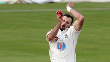 Gareth Harte onslaught puts Durham in control against Derbyshire