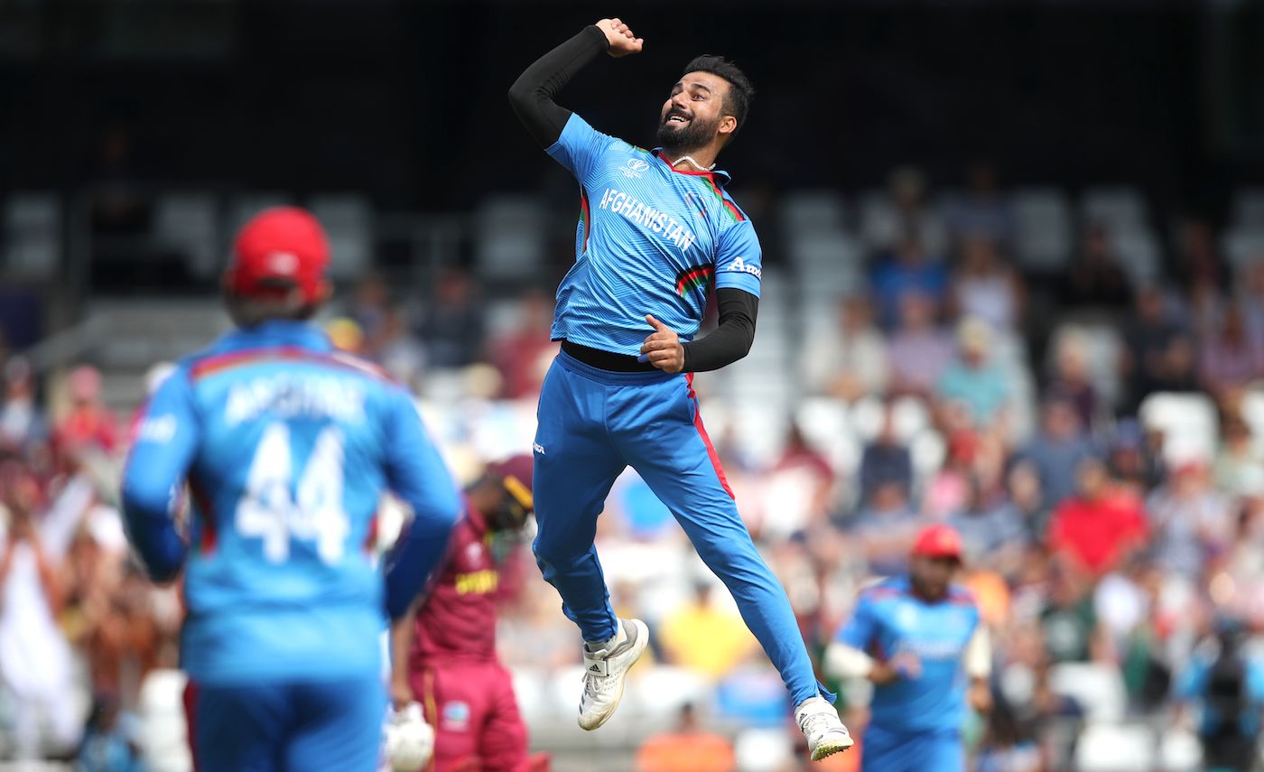 Dawlat Zadran leaps with joy after dismissing Chris Gayle