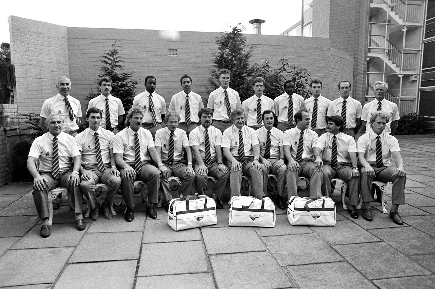 The England cricket team line up before leaving for Australia and the Ashes tour 1986/87