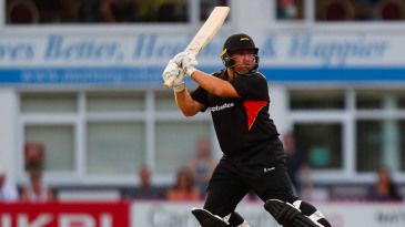 Leicestershire romp home after Derbyshire's batting crumbles