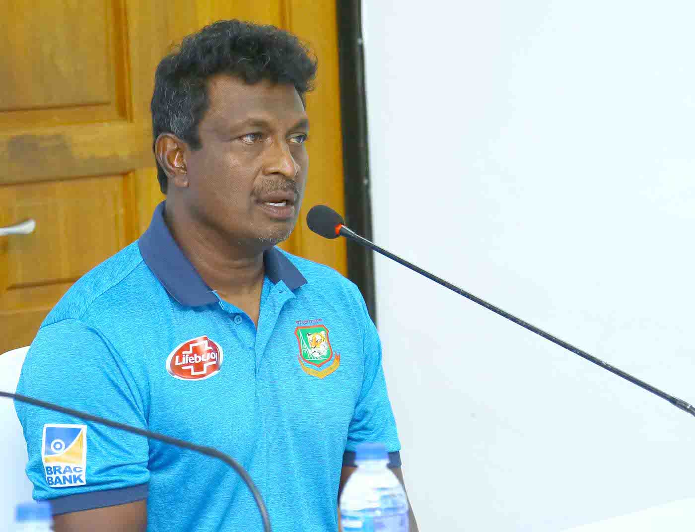 Champaka Ramanayake interacts with the media before the series against Sri Lanka A