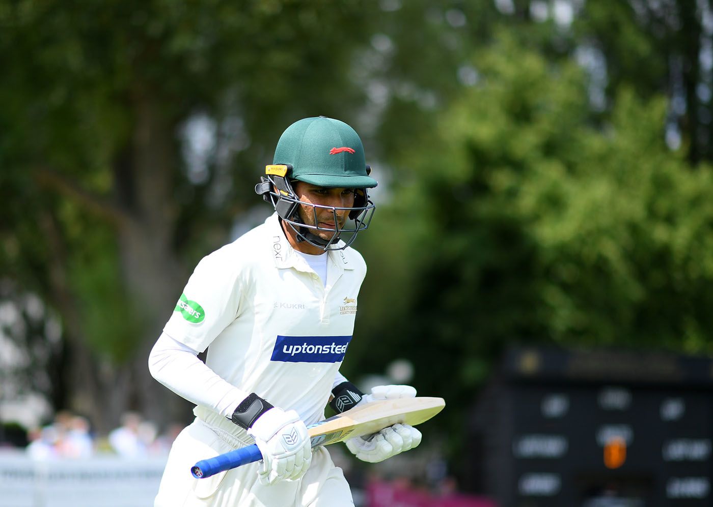 Hassan Azad of Leicestershire makes his way out to bat