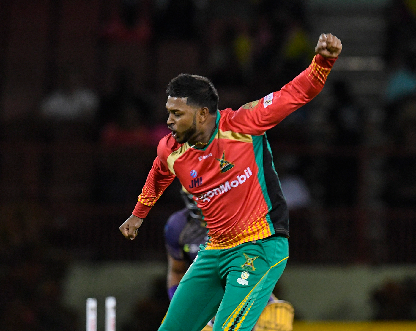 Chandrapaul Hemraj took 3 for 15
