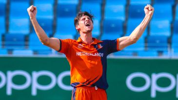 Roelof van der Merwe and Brandon Glover help Netherlands defend title