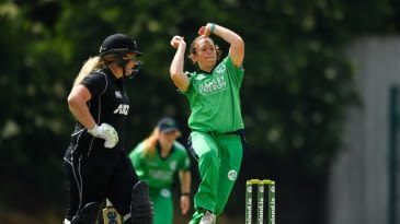 Ireland's Amy Kenealy retires from international cricket
