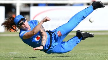 WBBL round-up: Perry-less Sixers in danger of missing semi-final spot