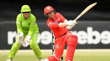 WBBL round-up: Duffin and Strano star to seal Renegades finals berth