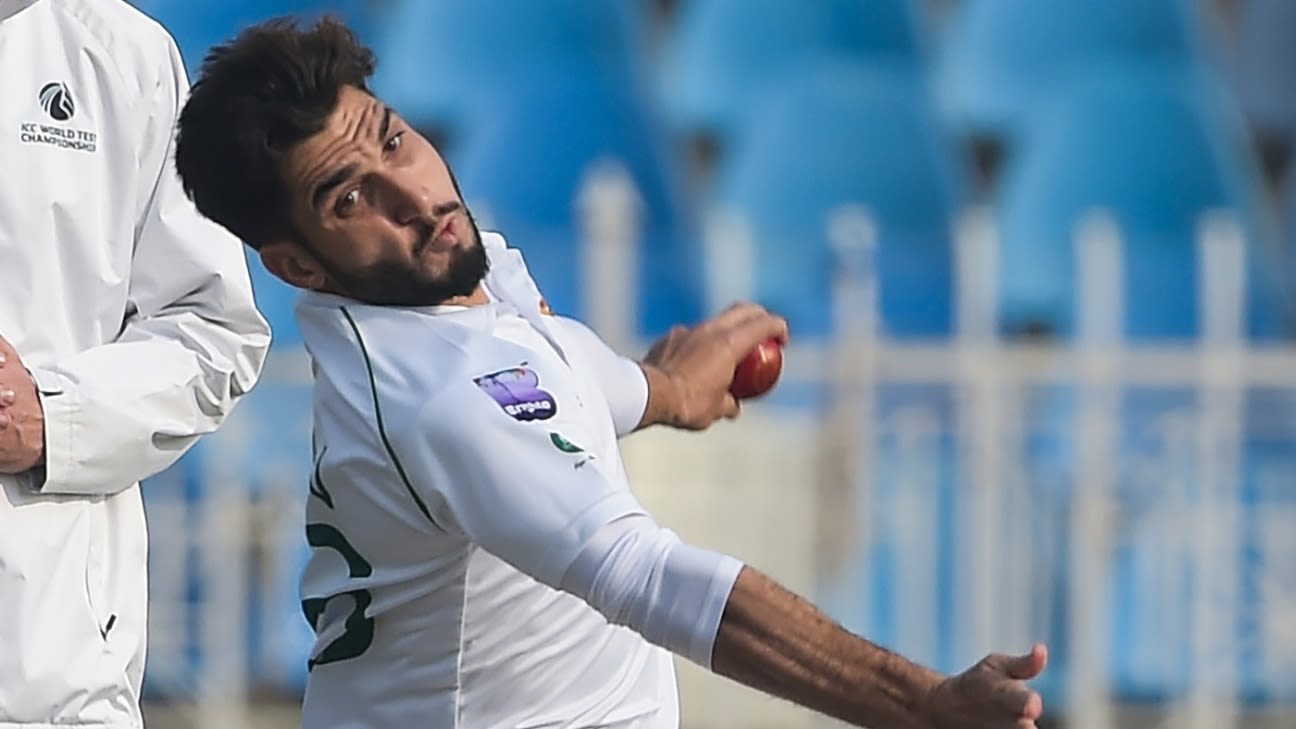 Usman Shinwari retires from international cricket at just 31
