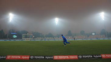 Bushfire smoke forces Canberra BBL match to be abandoned