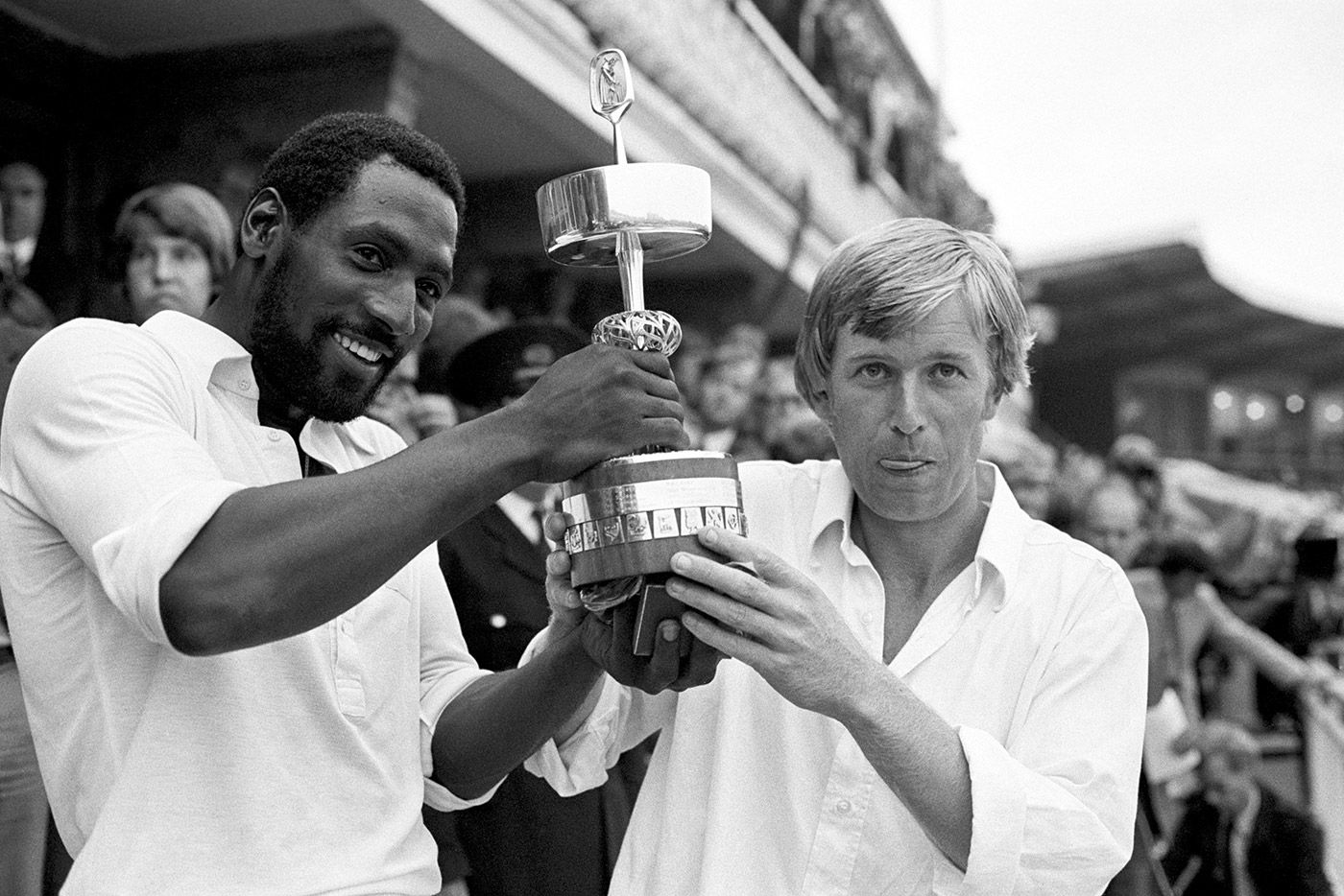 Viv Richards and Brian Rose hold aloft the Gillette Cup