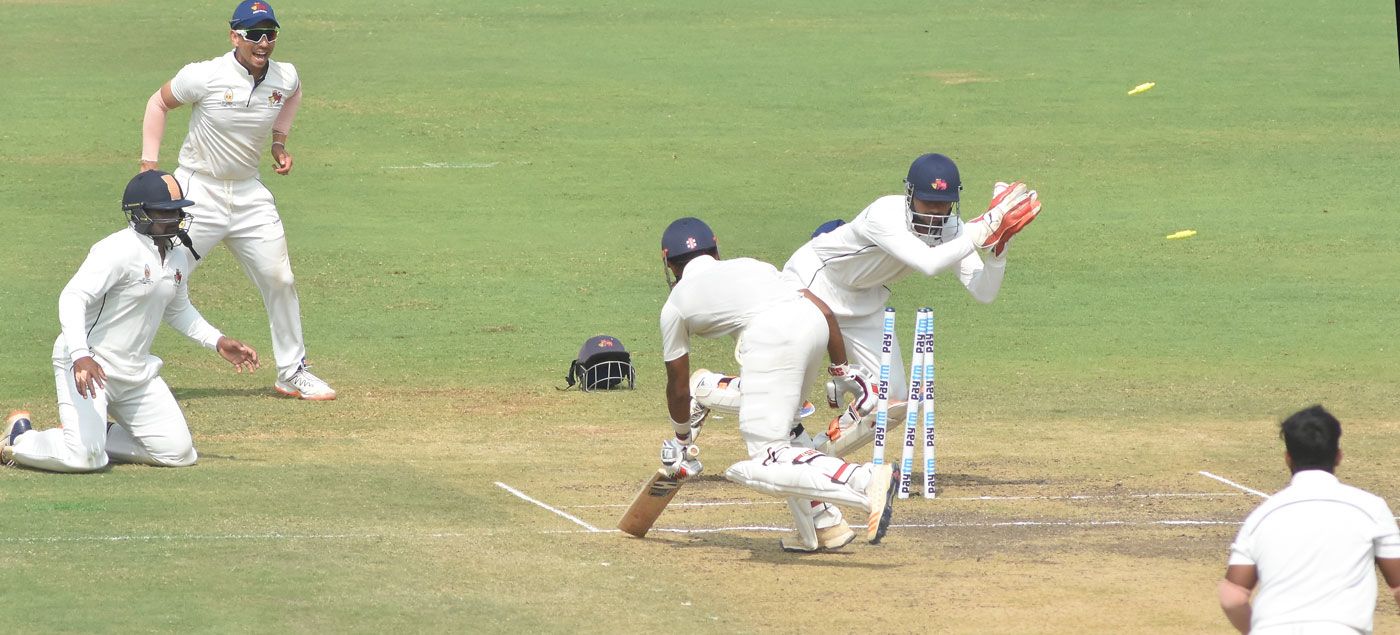 Aditya Tare stumps Kaushik Gandhi