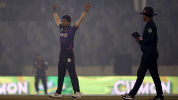 Mujeeb Ur Rahman, Mehedi Hasan Rana put Fortune Barishal in final