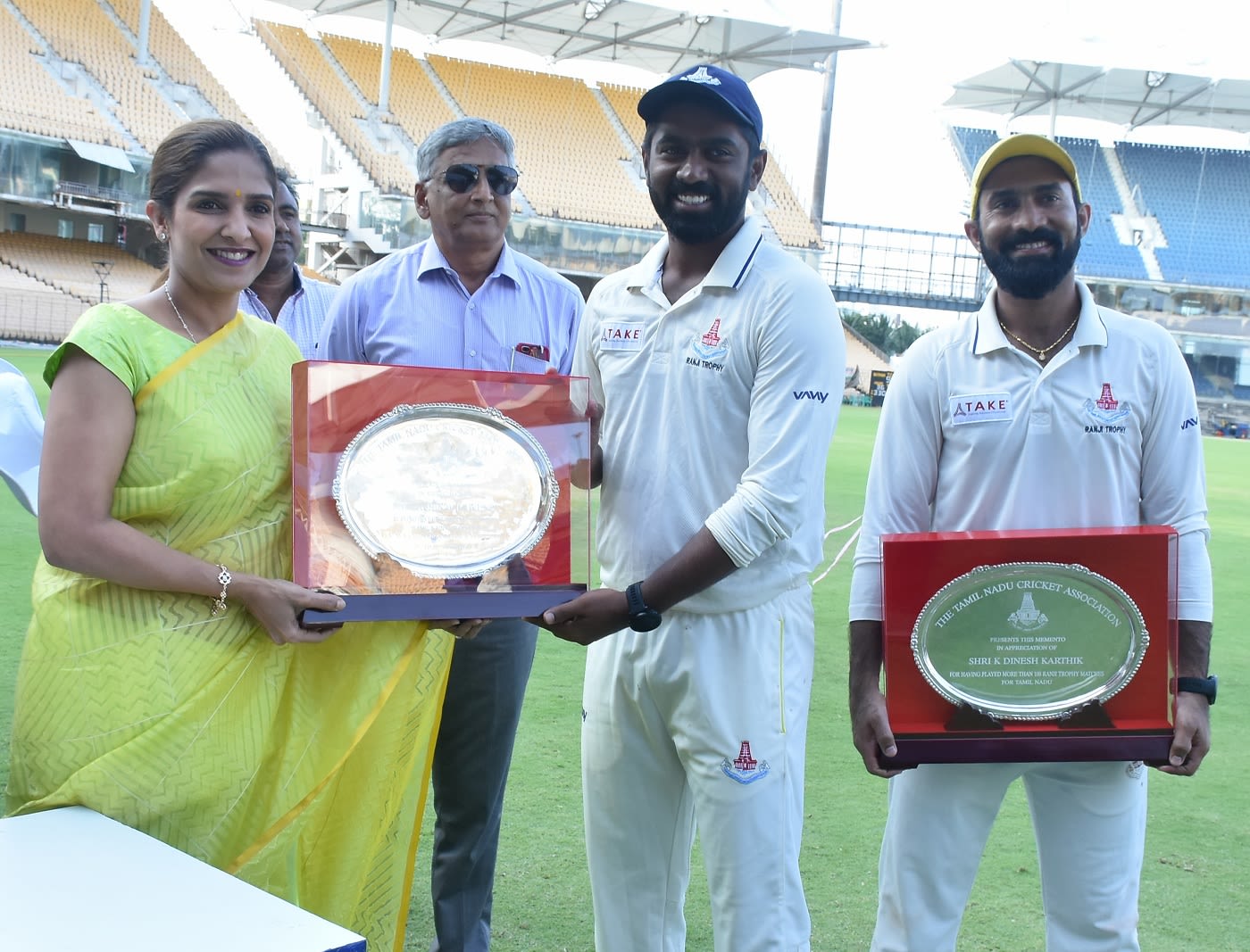 TNCA chief Rupa Gurunath felicitates Abhinav Mukund and Dinesh Karthik