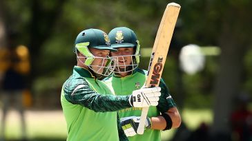 Bryce Parsons, Luke Beaufort and rain ease South Africa into quarter-finals
