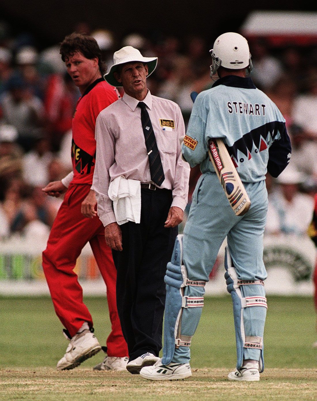 Alec Stewart questions the umpire's decision to not signal wide to a ball down the leg side