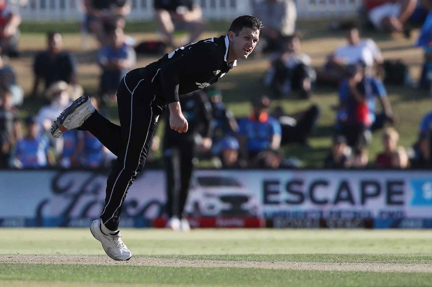 Hamish Bennett's mixture of knuckle balls and hard lengths bore fruit