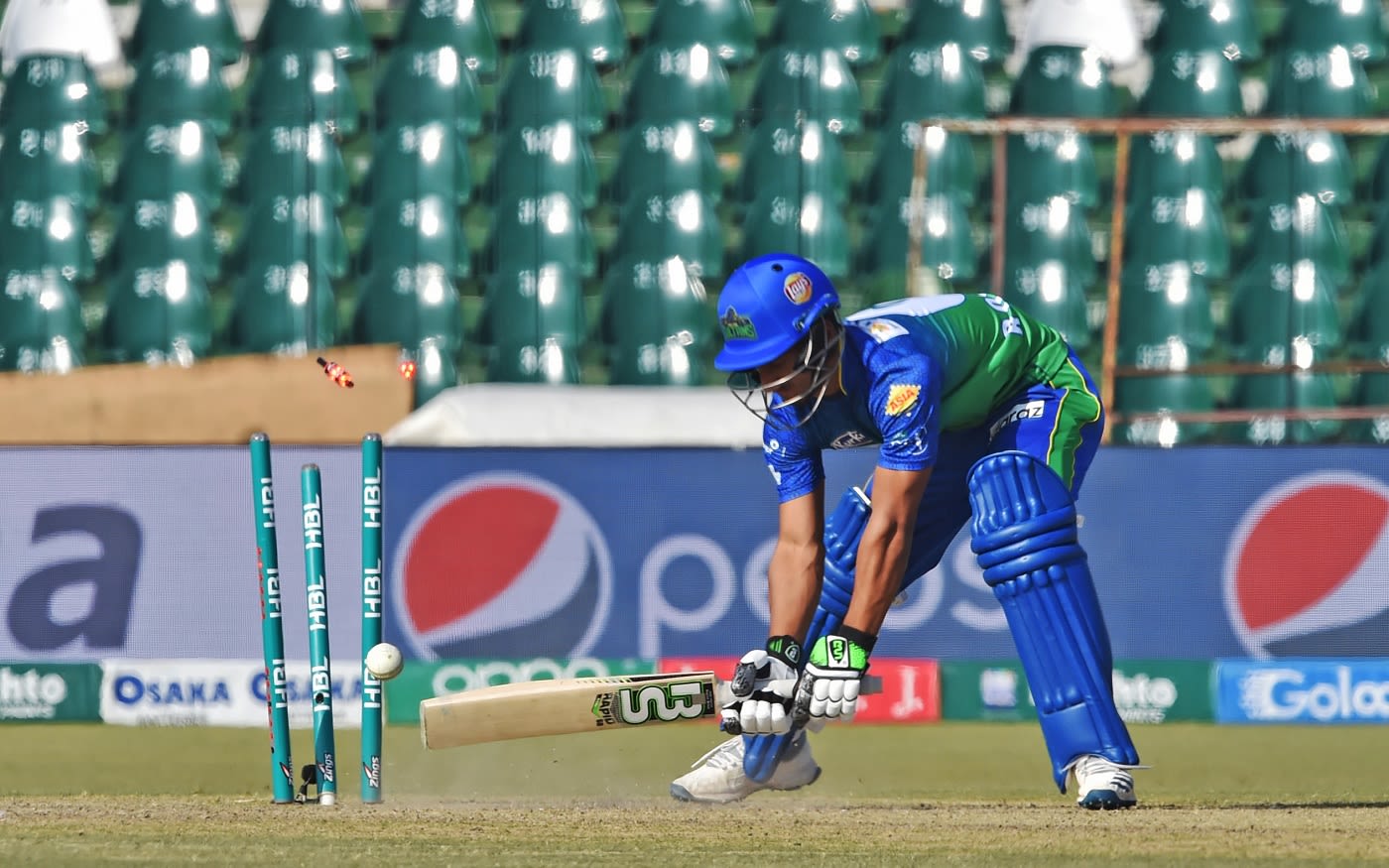 Rohail Nazir fails to keep a yorker out