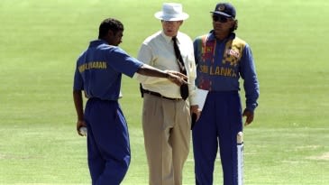 How the cricket world reacted to Muralitharan's chucking controversy