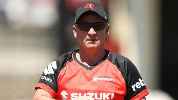 Melbourne Renegades WBBL coach Tim Coyle loses job amid cost-cutting
