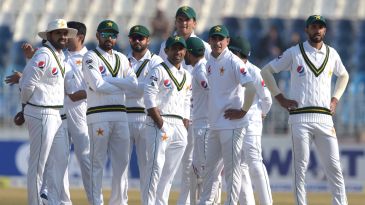 Pakistan prepare to fly to England without 10 Covid-positive players