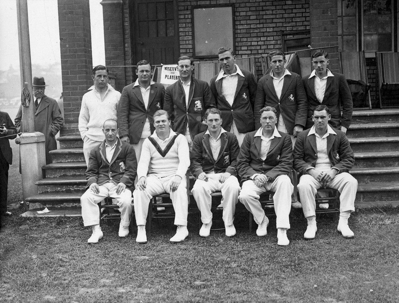Hopper Levett (standing third from left) with members of his Kent team in 1936