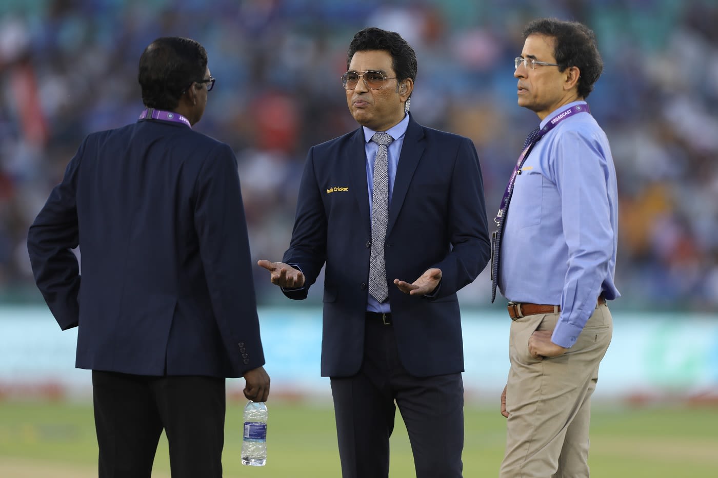 Laxman Sivaramakrishnan, Sanjay Manjrekar and Harsha Bhogle in a discussion