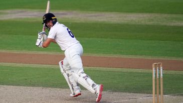Harry Finch resists for Kent to thwart his former county Sussex