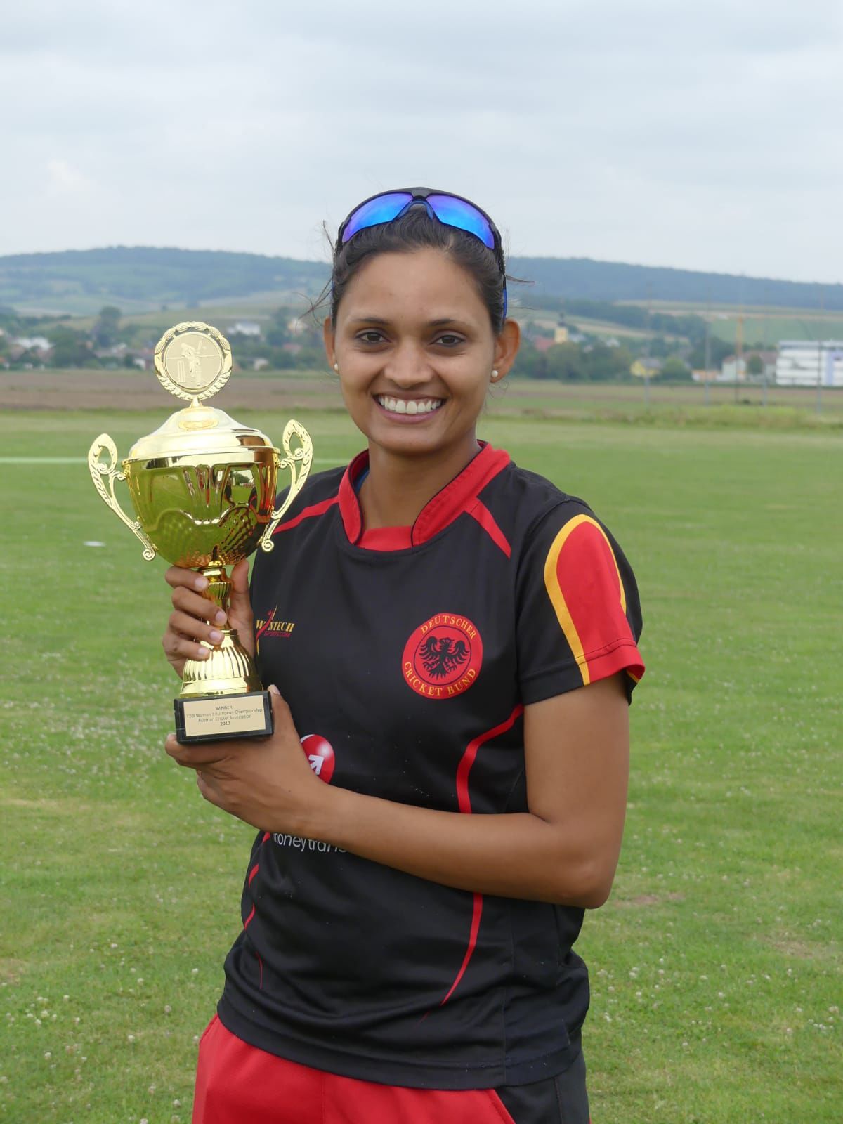 Anuradha Doddaballapur poses with the trophy