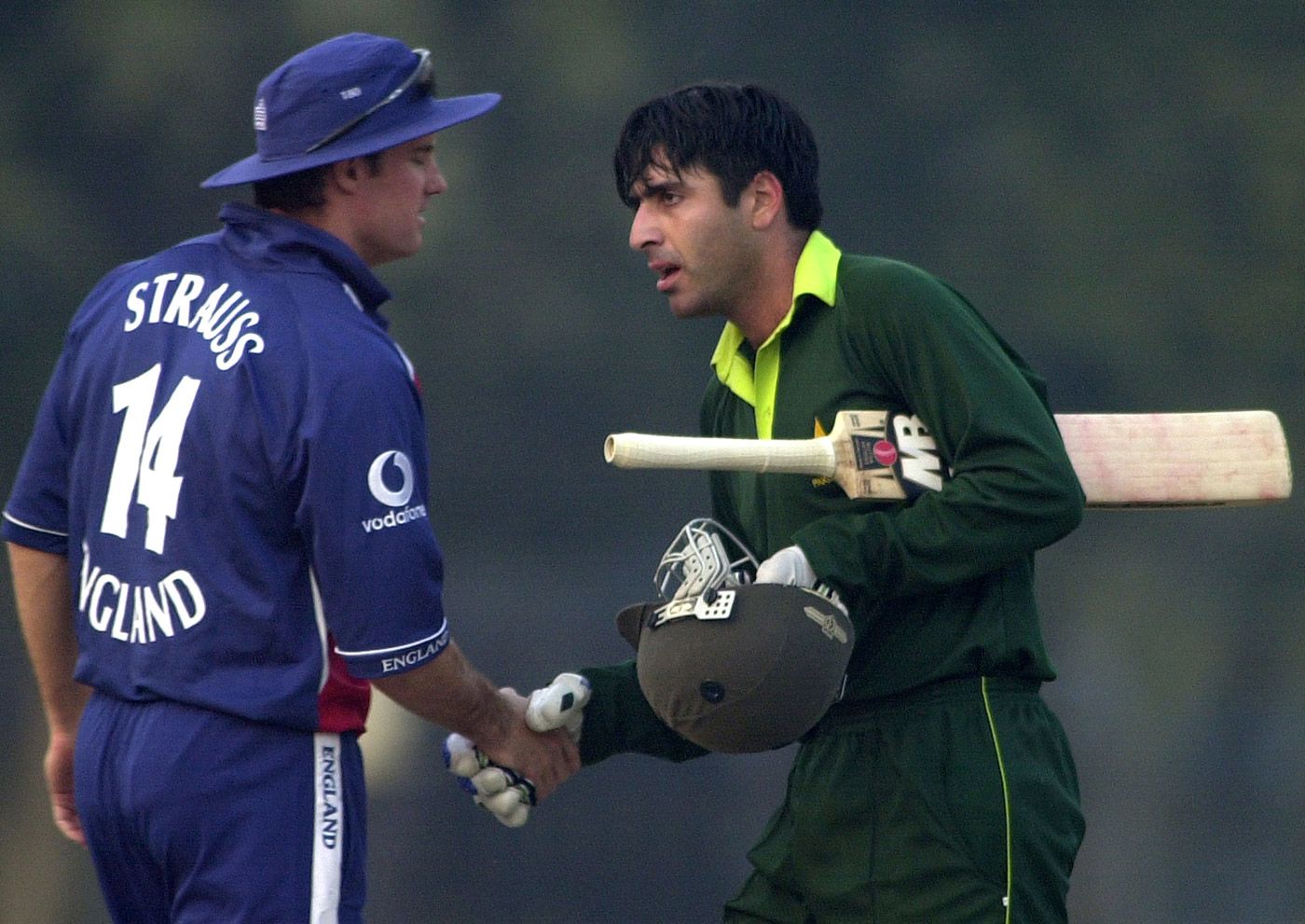 Andrew Strauss shakes hands with Bazid Khan