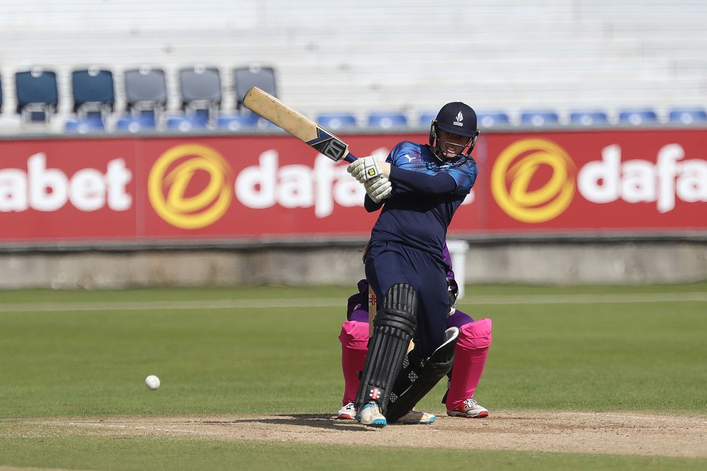 Alex MacDonald unleashes a pull