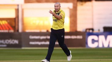 Kent recruit wristspinner Jake Lintott on loan until end of Blast