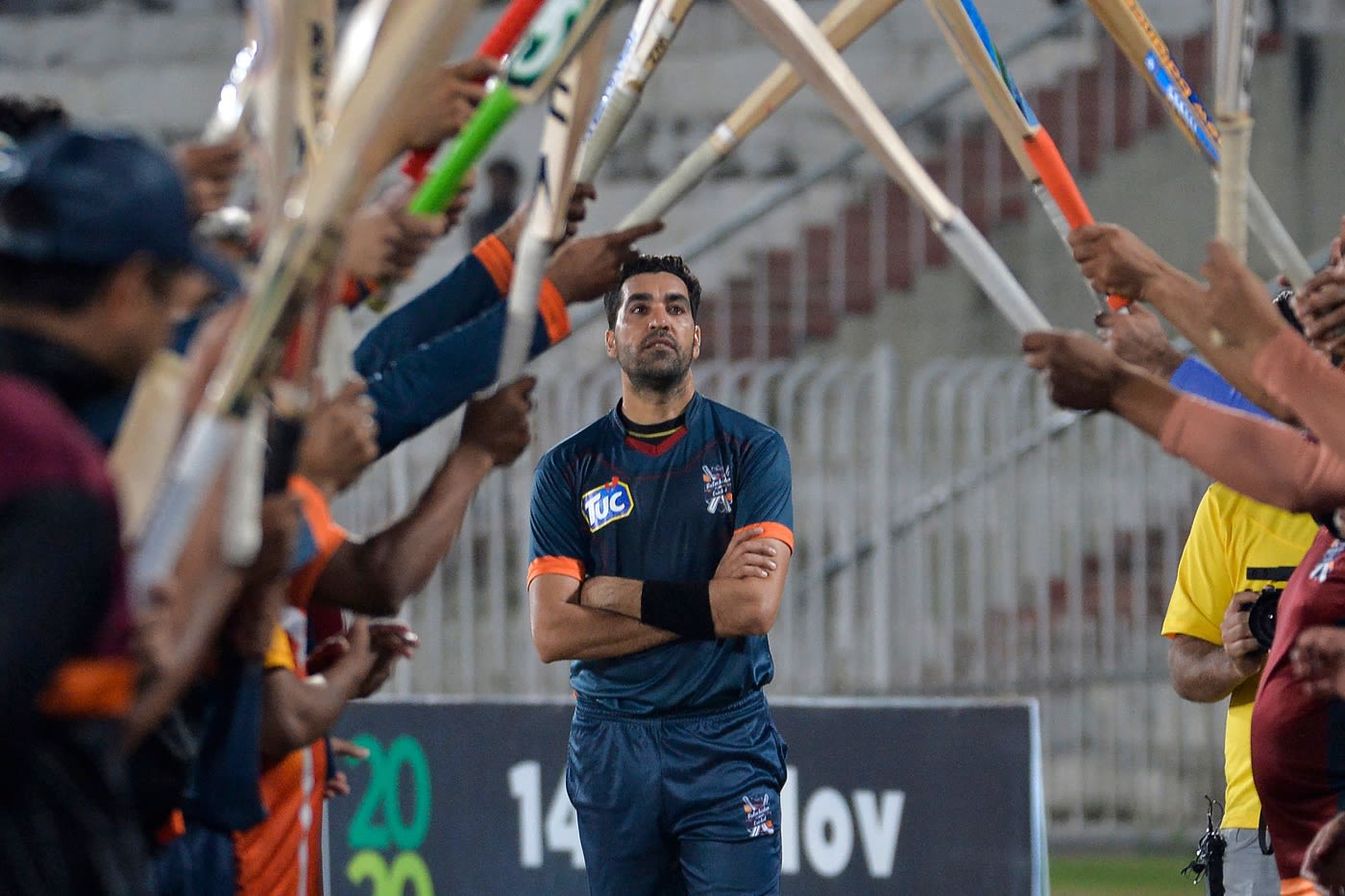 Umar Gul gets a guard of honour