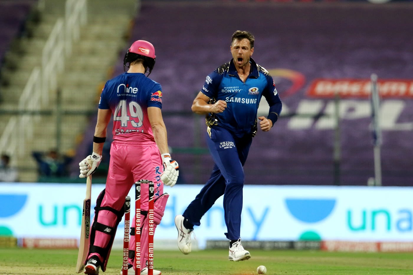 James Pattinson exults after dismissing Steven Smith