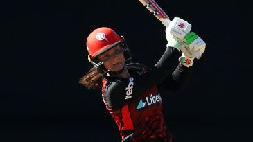 WBBL round-up: Renegades win in Super Over; Devine dominates again; Sixers' slide continues
