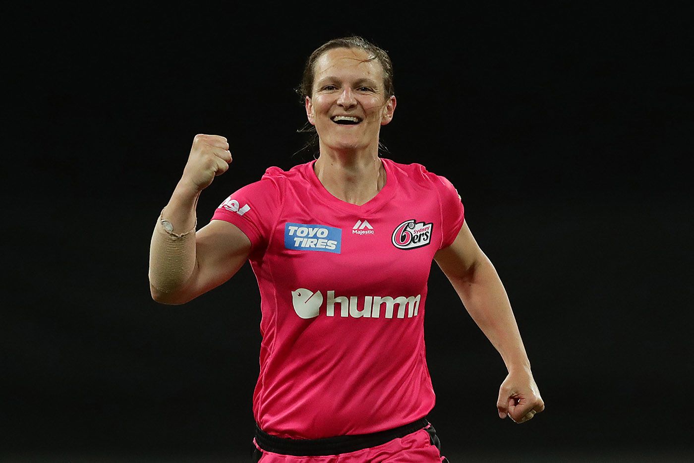 Sarah Aley celebrates taking a wicket during the 2020 WBBL
