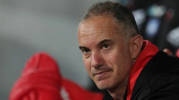 Klinger replaces Haynes as Gujarat Giants head coach at WPL