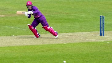 Jenny Gunn, Katie Levick guide Diamonds to nerve-jangling win