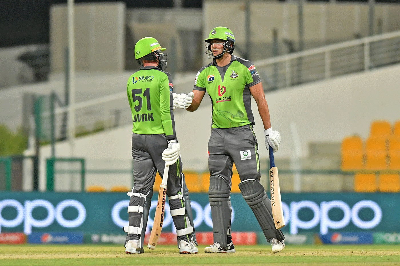 Ben Dunk and Tim David put on 81 for the fifth wicket