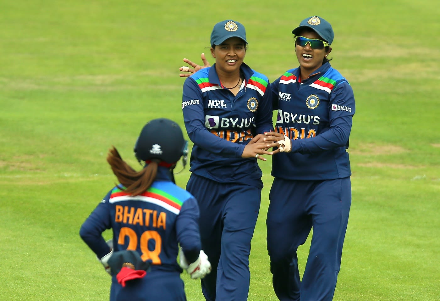 Ekta Bisht celebrates the wicket of Heather Knight