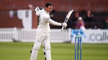 Leicestershire find resistance, just as Middlesex sense title is back up for grabs