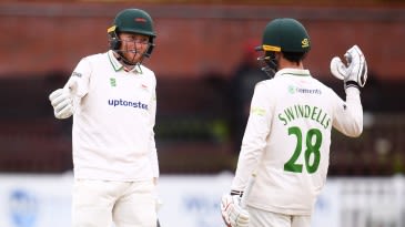 Harry Swindells reaches 171 not out as Leicestershire secure draw at Somerset